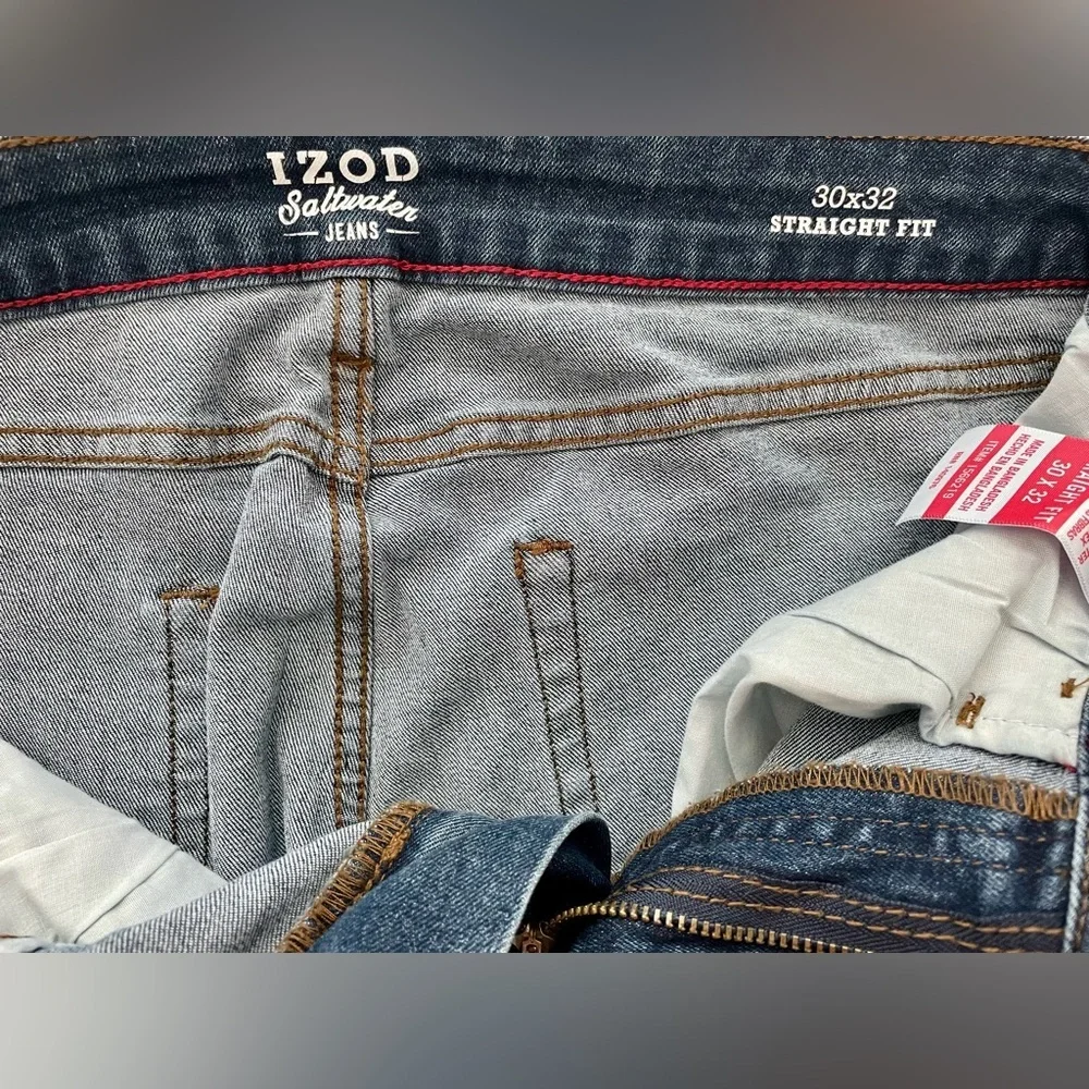 Izod Saltwater Men’s Comfort Stretch Straight Fit Jeans, Blue, 30W x 32L, NWOT